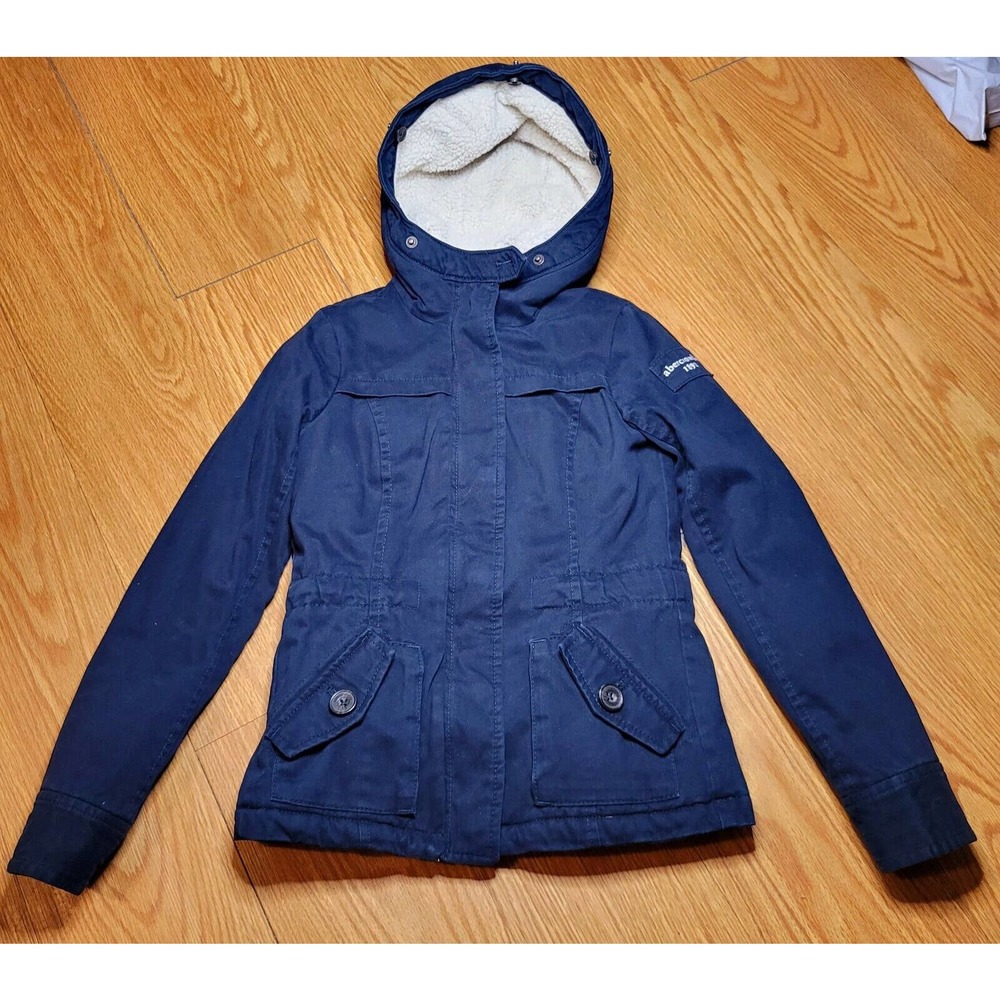 Abercrombie & Fitch Boys Winter Coat Jacket Size Small NAVY BLUE Sherpa Lined